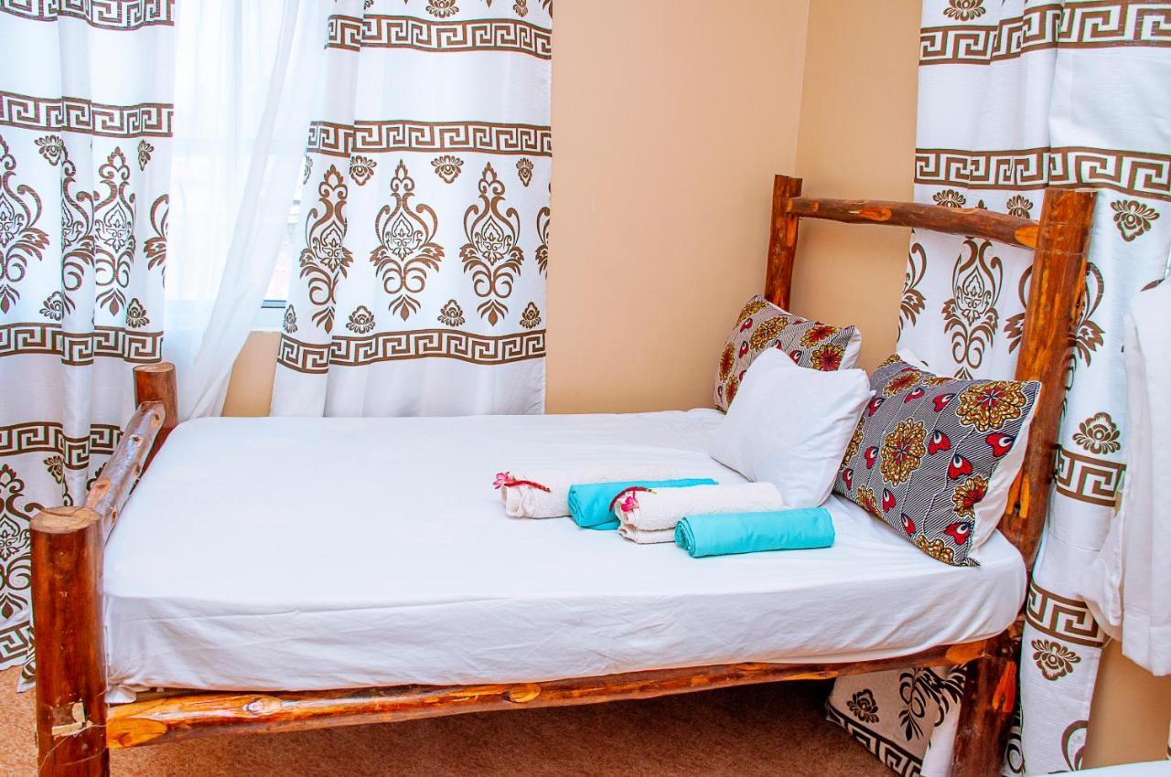 Palm Nungwi Bed & Breakfast ภายนอก รูปภาพ